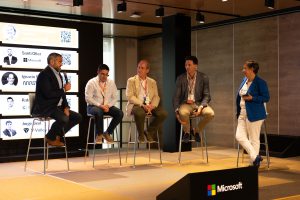 Mesa redonda en la Asamblea 2025